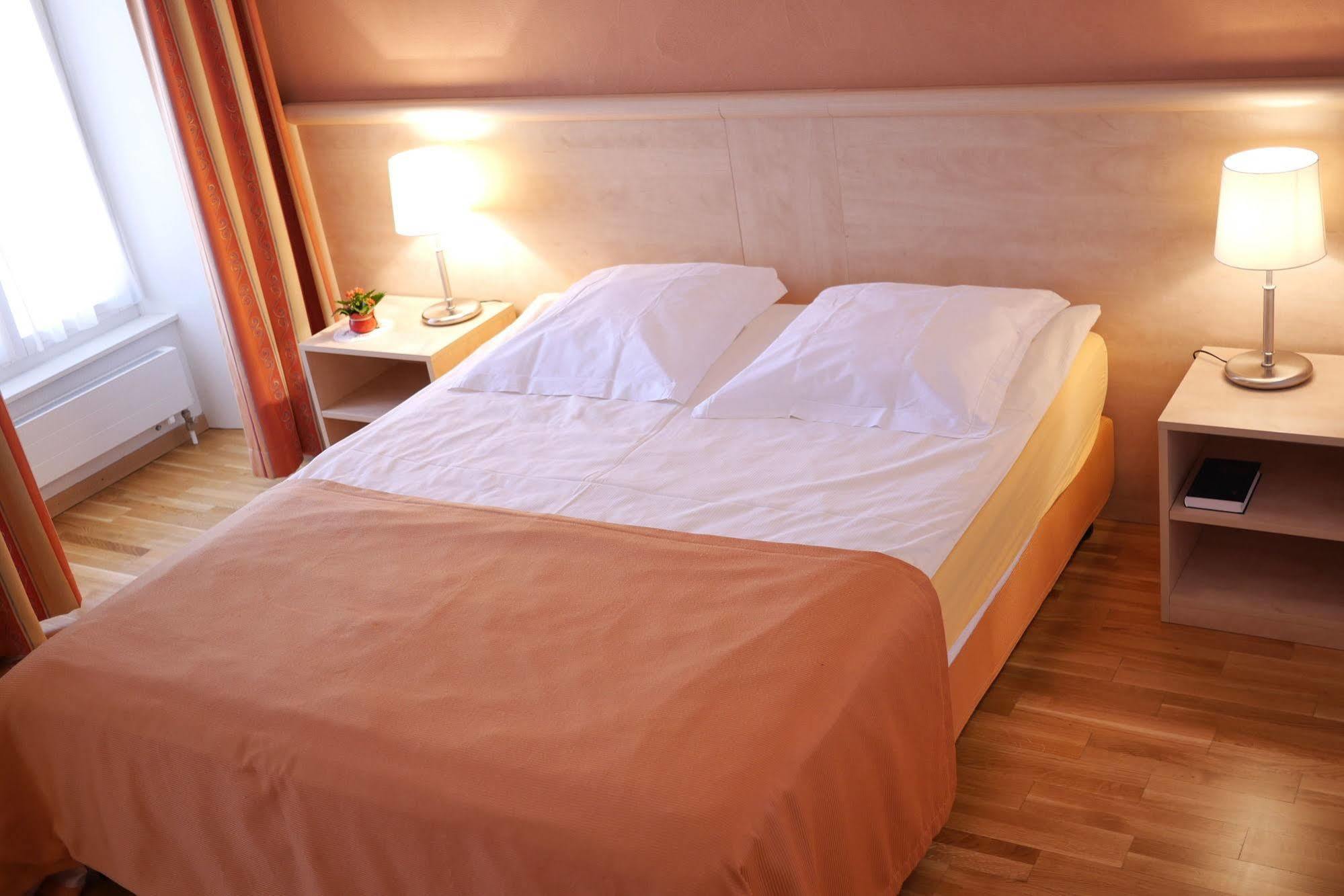 Auberge Aux Deux Sapins Montricher Εξωτερικό φωτογραφία